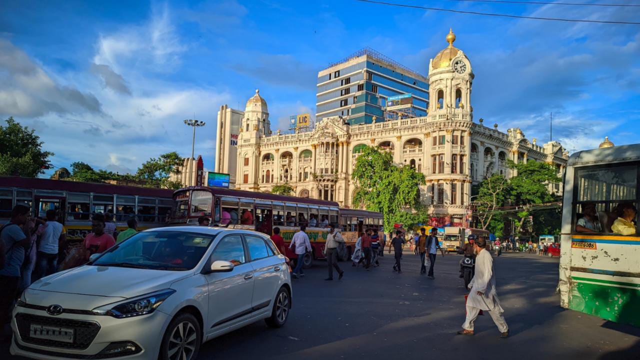 New Market (Kolkata) - Things to buy, Foods to try, Day trip